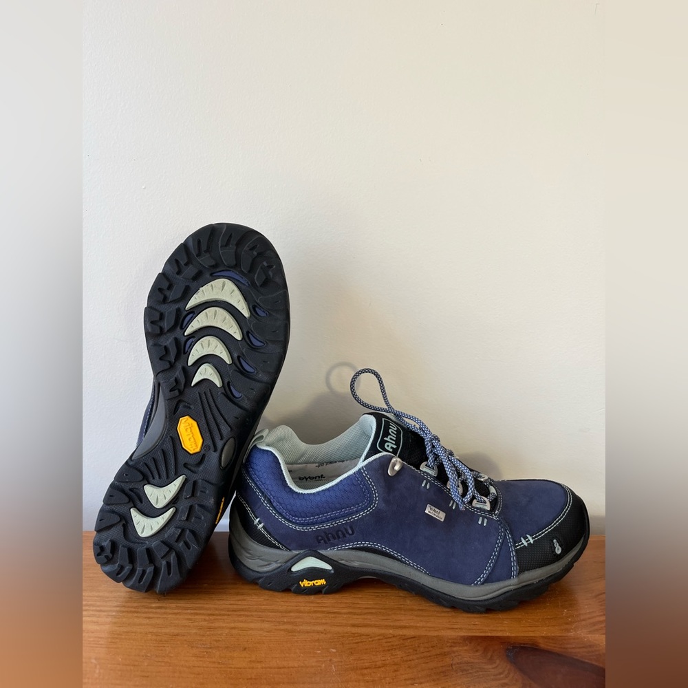 Ahnu women’s hikers